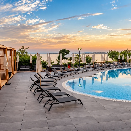Pool Bar