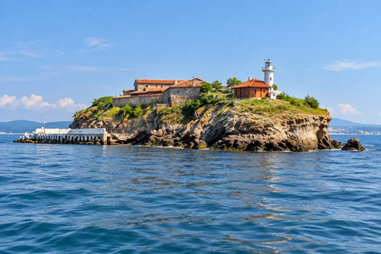 Остров Света Анастасия край Бургас, заснет от морето