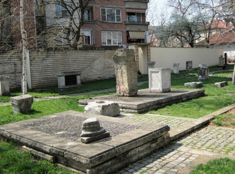 Лапидариум (археологическа експозиция)
