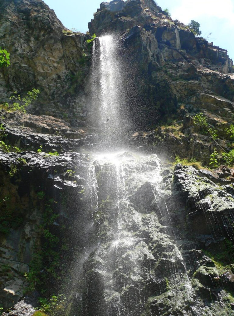 Търниченско пръскало (водопад)