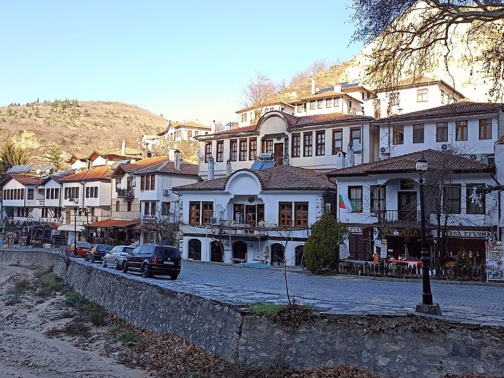 Мелник