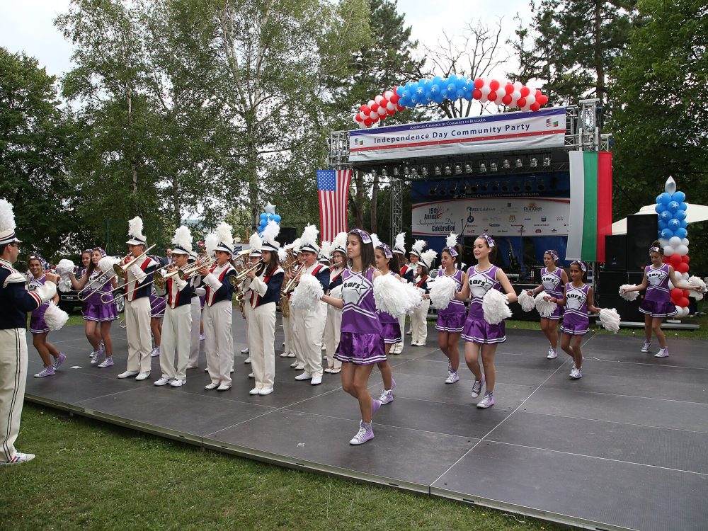 Златица